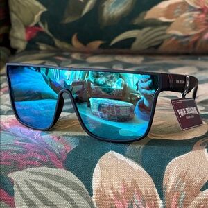 Brand New True Religion Mirrored Lens Black Frame Shield Aviator Sunglasses